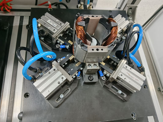 Pnömatik tesisi olan DC Motor Stator Test Makinesi Tedarikçi